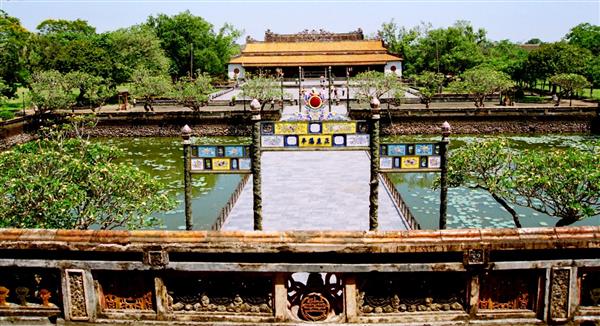 QUẦN THỂ DI TÍCH CỐ ĐÔ HUẾ