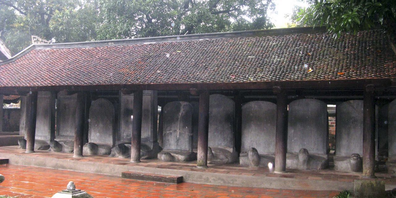 bia-đề-danh-tiến-sĩ-tại-Văn-Miếu